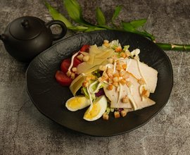 Цезарь с курицей
